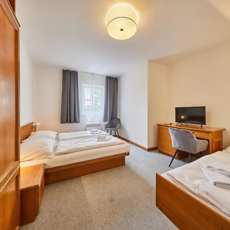Auri Hotel