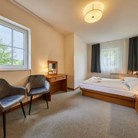 Auri Szálloda Rudník