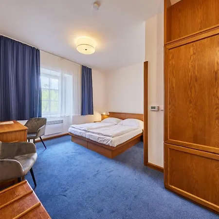 Auri Szálloda Rudník