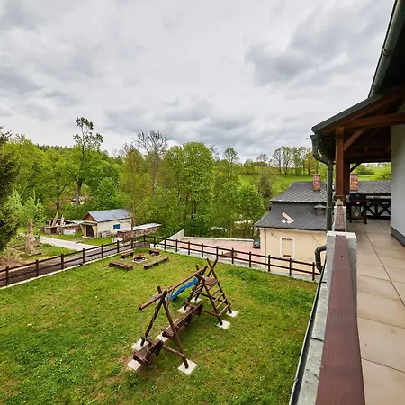 Auri Szálloda Rudník