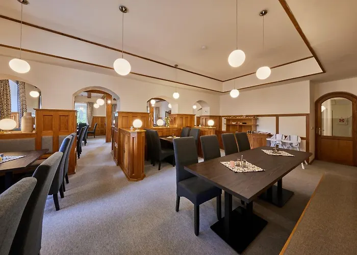 Auri Hotel